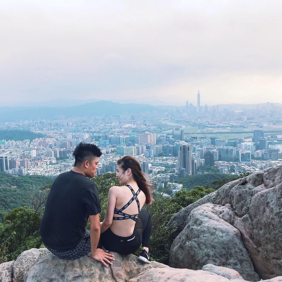 網球國手謝政鵬的女友張恒綿，昨（19）天下午4時許過馬路時，不幸在陽明山文化大大學前的格致路、愛富二街口發生車禍，於昨晚間6時許宣告不治身亡。 圖：翻攝自張恒綿臉書