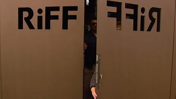 西班牙瓦倫西亞1間海灘米其林餐廳「RiFF」因涉及食物中毒案，主廚宣布暫時關閉。 圖：翻攝自RTn #Valencia推特
