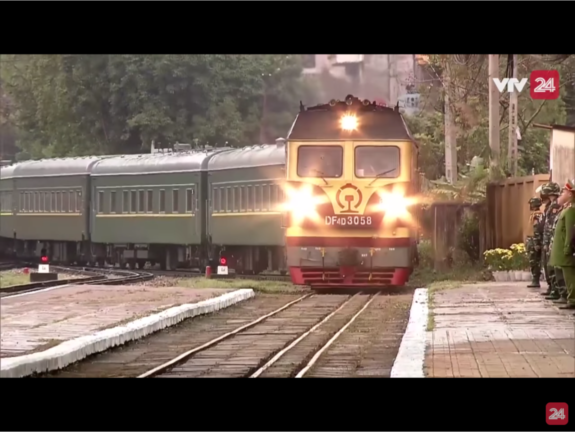 北韓領導人金正恩乘坐專屬列車離開越南，經中國返回北韓。 圖：翻攝自Youtube