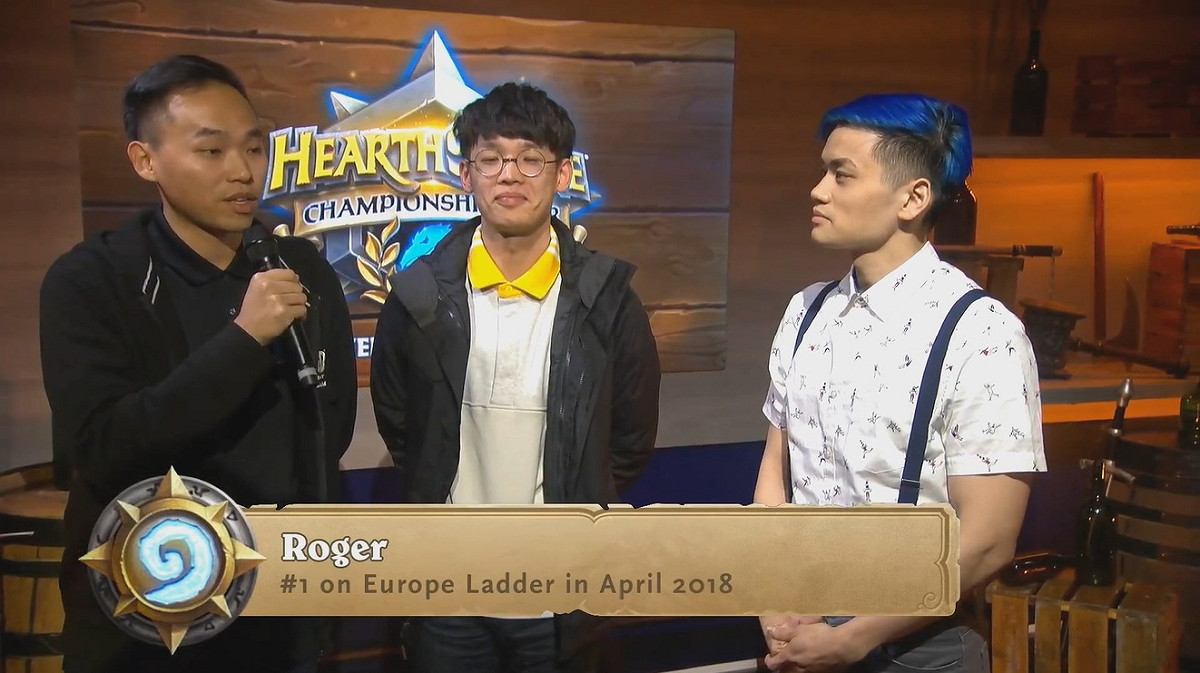 台灣《爐石戰記》選手Roger（中）在HCT冬季冠軍賽旗開得勝，心情相當不錯。 圖：翻攝自Twitch