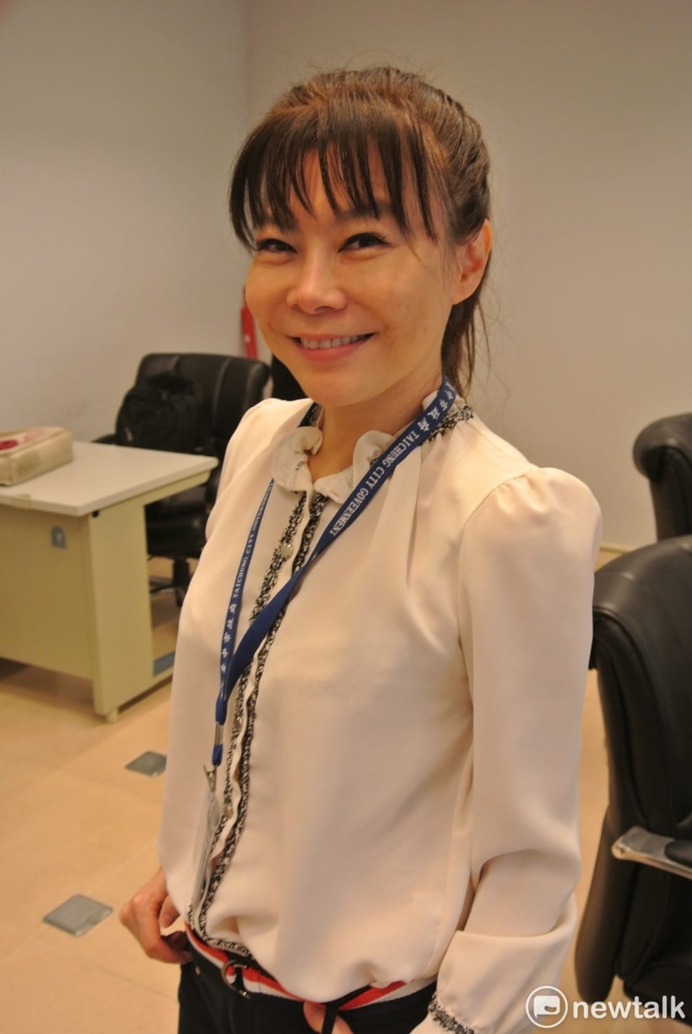 錢怡君擔任記者工作長達20年，現為台中市政府顧問，負責媒體連繫工作。 圖：唐復年/攝