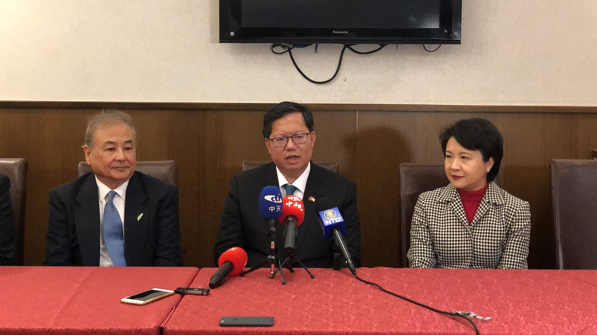 鄭文燦於美東時間3月6日下午在紐約僑宴前接受媒體訪問，否認要選總統，也沒有要搭配選副總統。 圖：桃園市政府／提供