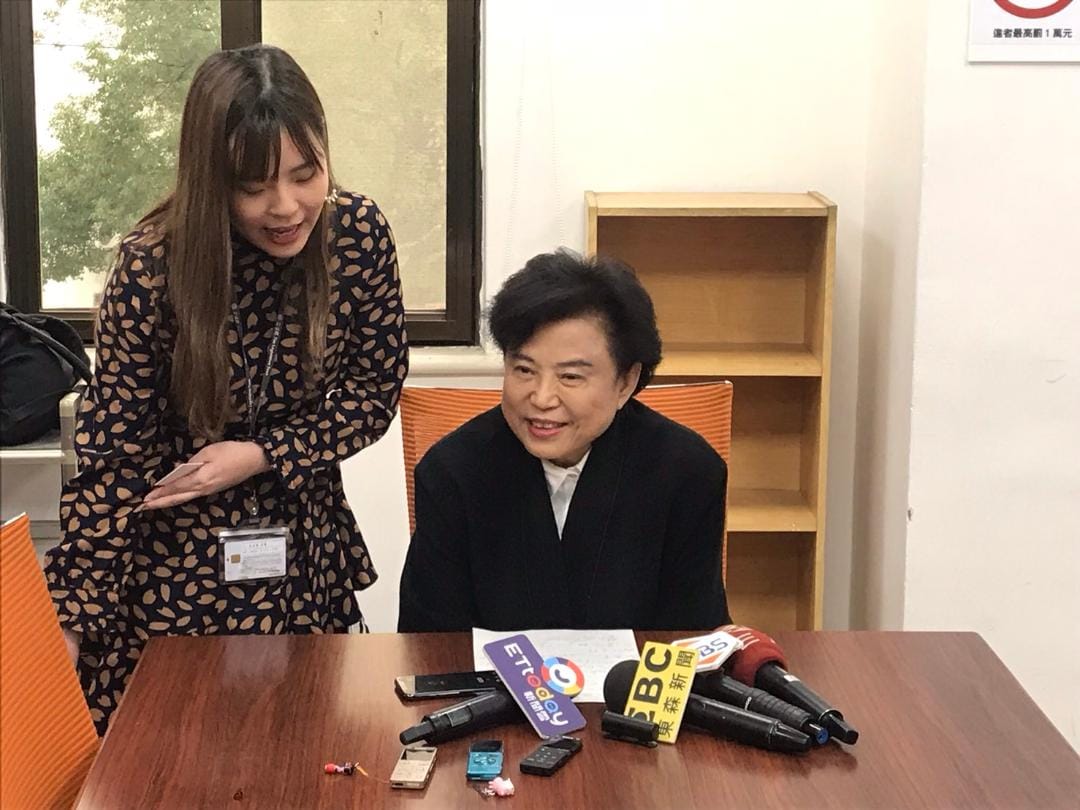 國民黨立委沈智慧中午致電給「粉絲」沈智慧。 圖：沈智慧辦公室/提供
