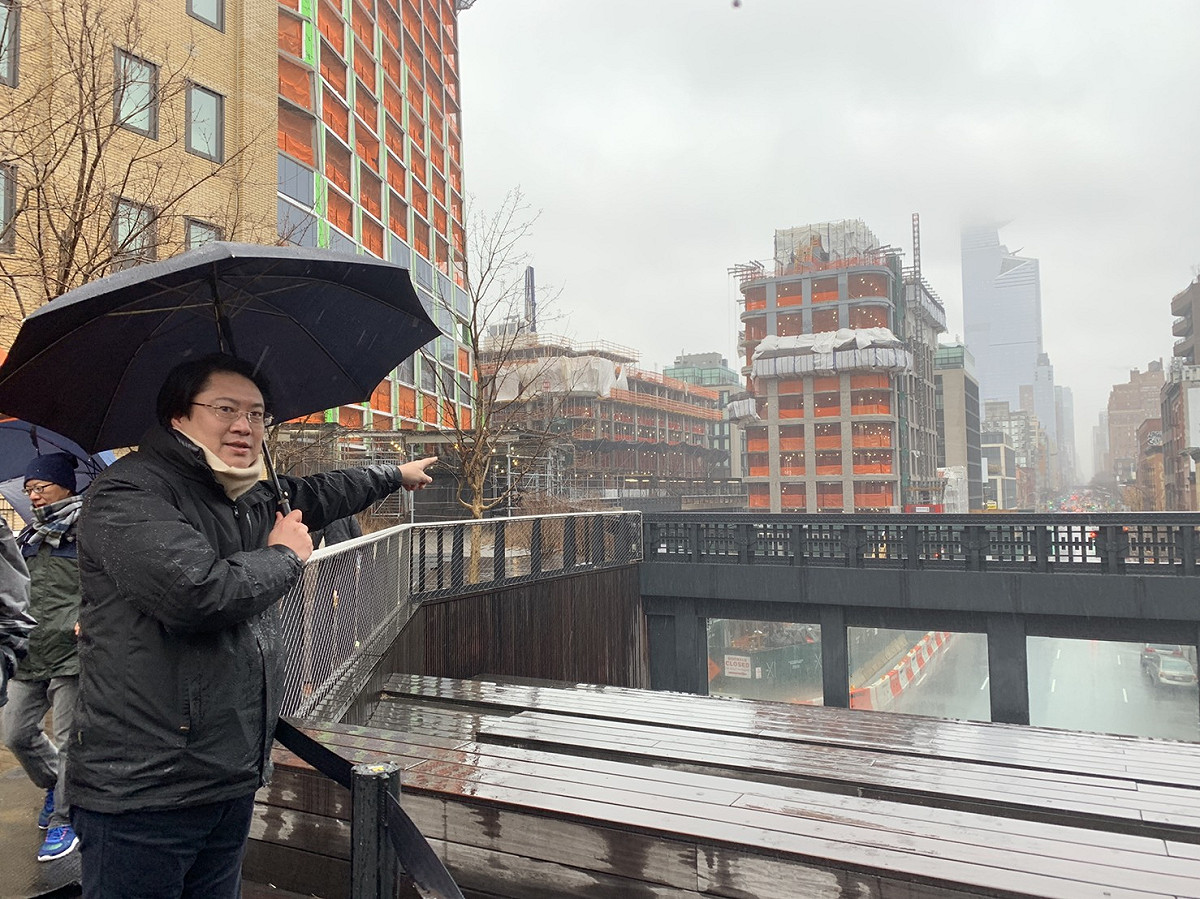 基隆市長林右昌率領的基隆市府會訪問團，於美國時間3月10日參訪紐約重要的都市再生計畫的指標地點。 圖：基隆市政府/提供