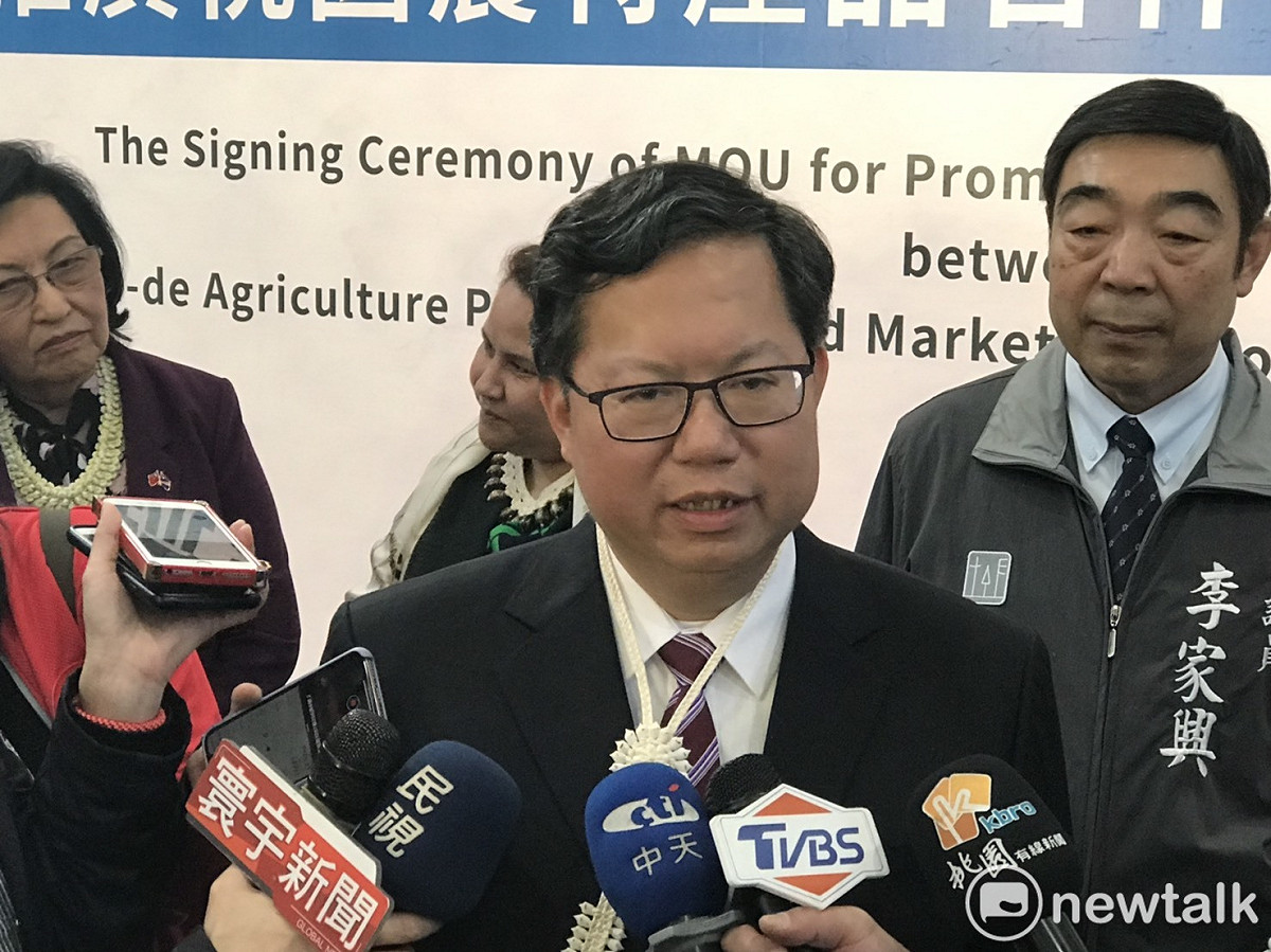 對於國台網指稱因鄭文燦不承認九二共識，所以蔬菜賣不到中國，鄭文燦表示「內銷都不太夠了。」強調農民很辛苦，不需要太多政治口水。 圖：林昀真／攝