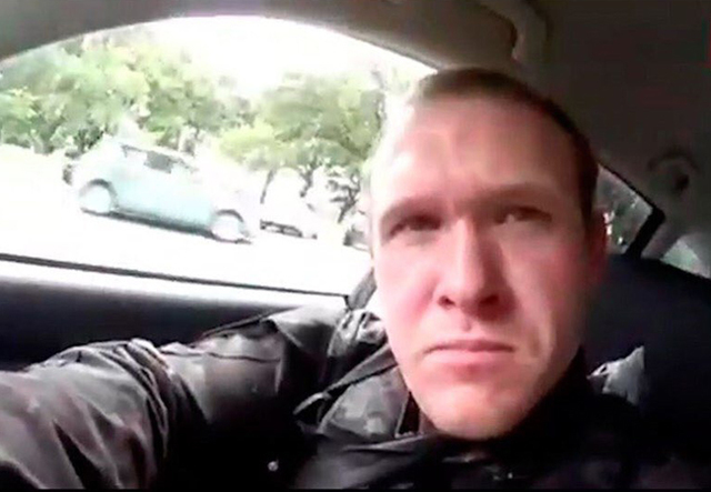 澳洲籍槍手塔倫（Brenton Tarrant）在臉書直播行兇過程，並曾透過推特貼出87頁「反移民、反穆斯林」的種族主義宣言。 圖：翻攝推特