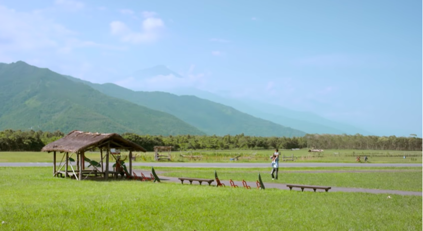 〈East of Taiwan〉影片中用親子遊樂的方式呈現台灣之美。 圖：截自〈East of Taiwan〉影片片段