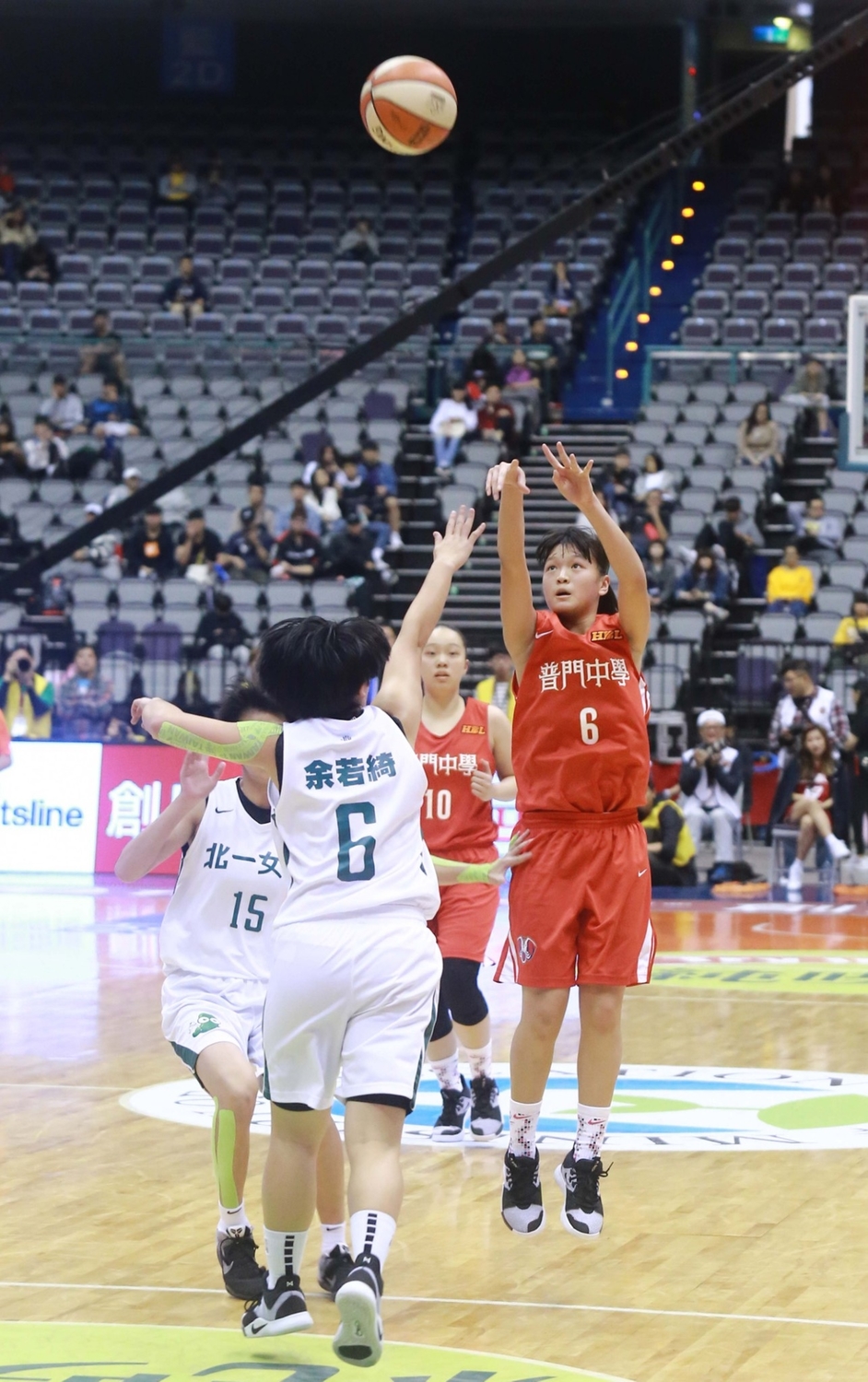 HBL季軍賽，普門中學vs.北一女中。 圖：葉政勳/攝