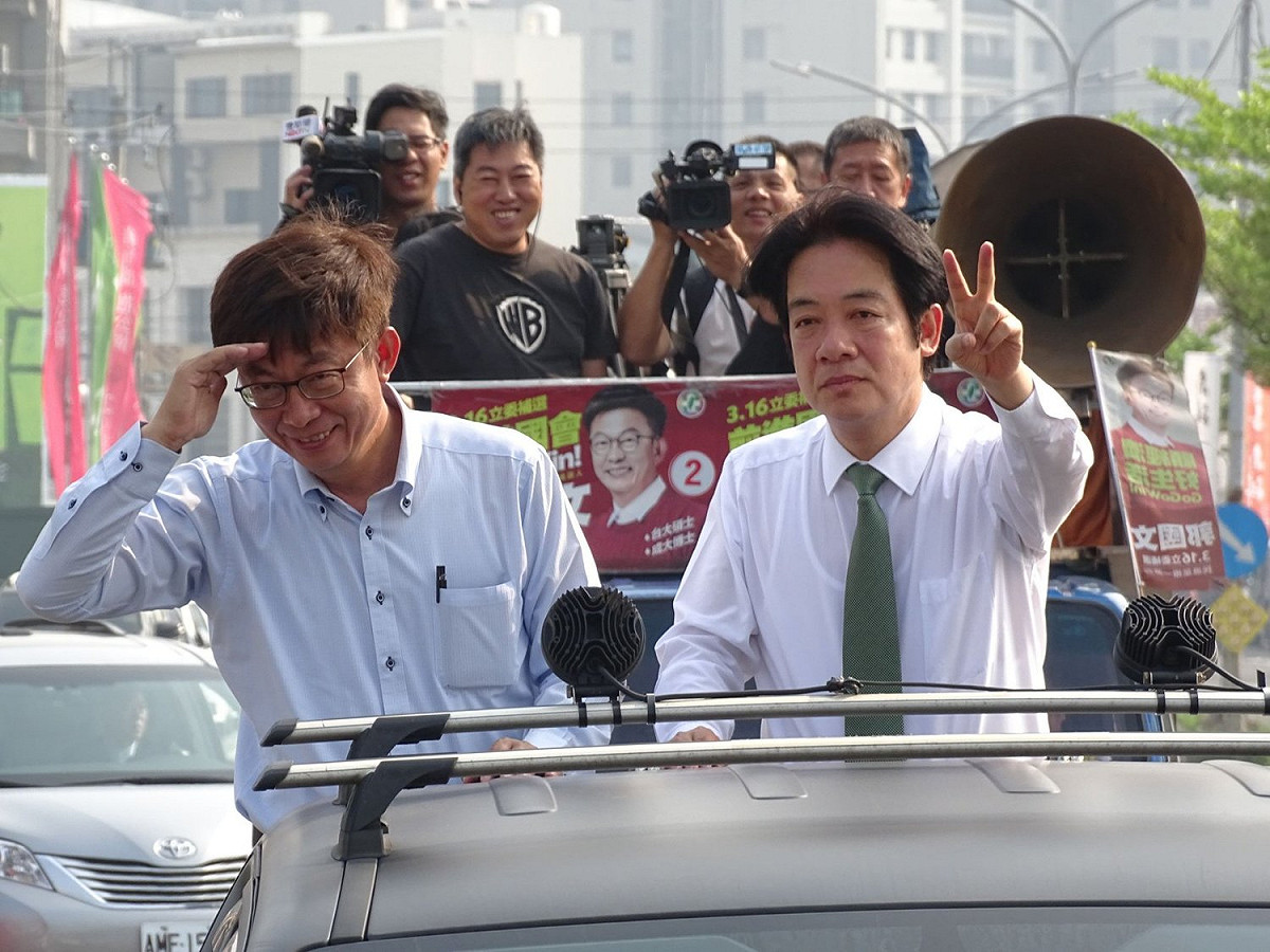 前行政院院長賴清德今(18)上午投入民進黨總統黨內初選，甫當上台南市立委的郭國文表示，站在人情義理上，我會支持賴清德。 圖：翻攝自郭國文臉書