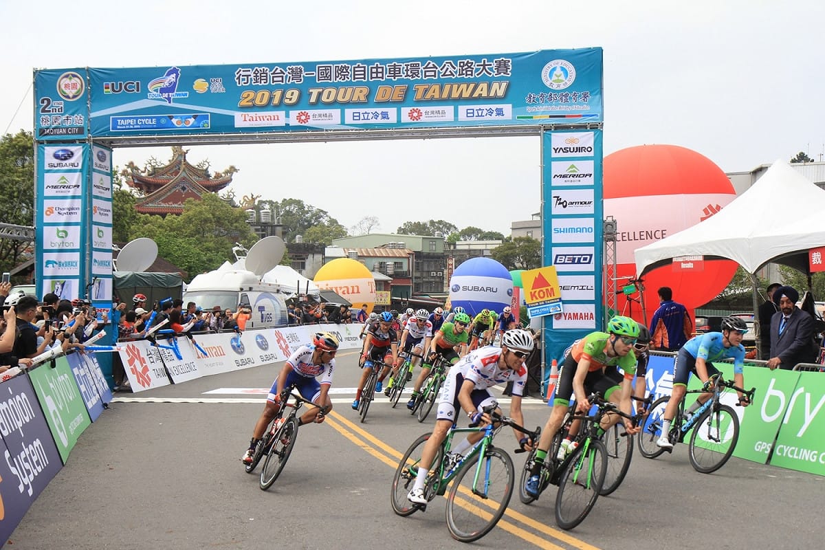 2019國際自由車環台賽為國際自由車總會（UCI）2.1級頂尖賽事，共分5站，其中桃園市站全程約123公里（包含熱身路段），行經桃園市10個行政區。 圖：桃園市政府/提供