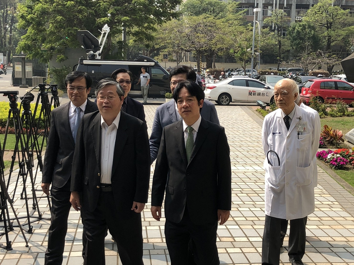 賴清德參加成大醫學院校友會活動，爭取醫界人士支持。 圖：黃博郎/攝