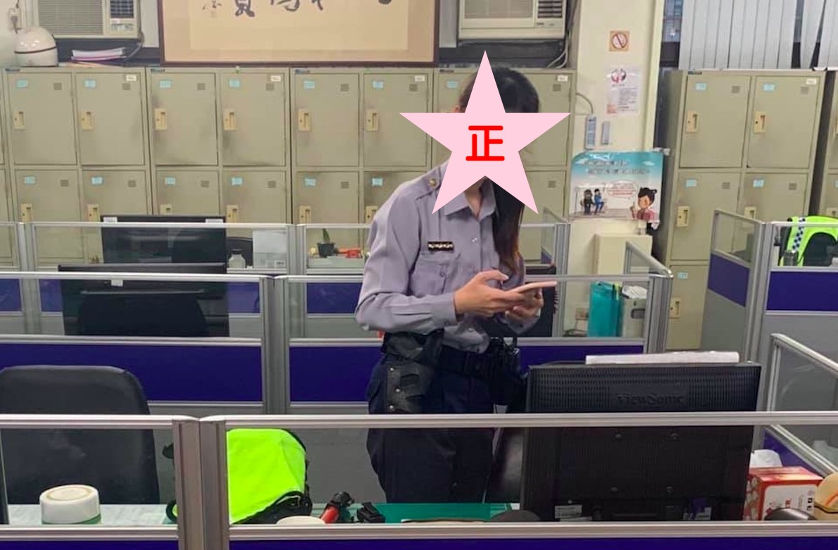 女網友分享自己遇上正妹女警的經驗，驚呼：「本人真的又高又瘦，我一個女生都像花痴一直看！」 圖／翻攝自爆廢公社