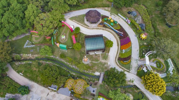 豐原葫蘆墩展區「琉璃花園」。 圖：台中市政府/提供