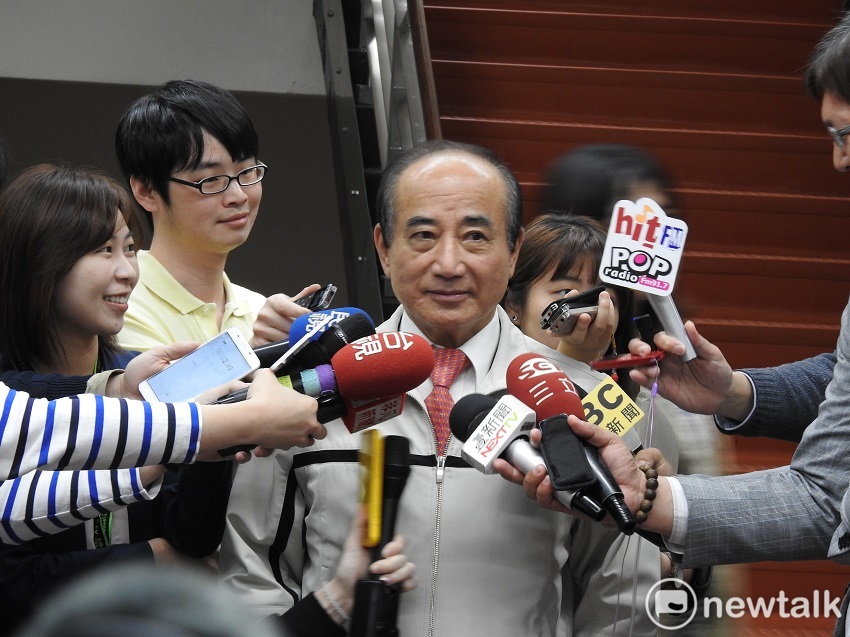 表態參選總統的前立法院長王金平下午在鎮江會館接受媒體訪問。 圖：趙婉淳／攝
