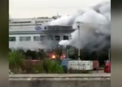 昆山台企漢鼎精密金屬有限公司今天上午發生燃爆事件，目前已造成7人死亡、1人重傷和4人輕傷。 圖：翻攝自youtube