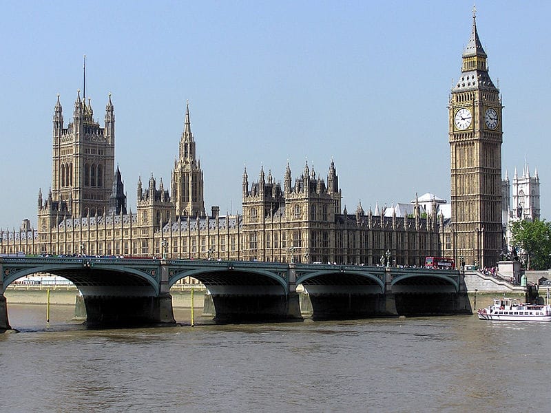 英國國會。 圖：英國國會(Adrian Pingstone 攝影，Public Domain)