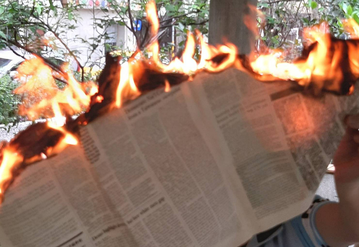 行政院要立法打擊假新聞，遭來箝制言論自由的質疑。
 圖 : 謝宜哲/攝