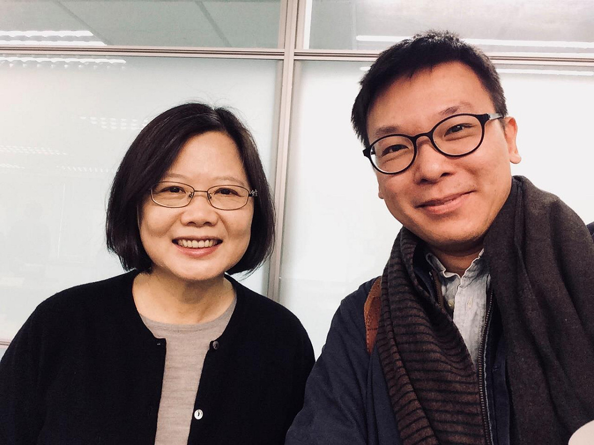 林飛帆在臉書發文表示支持蔡英文。 圖：翻攝自林飛帆臉書。