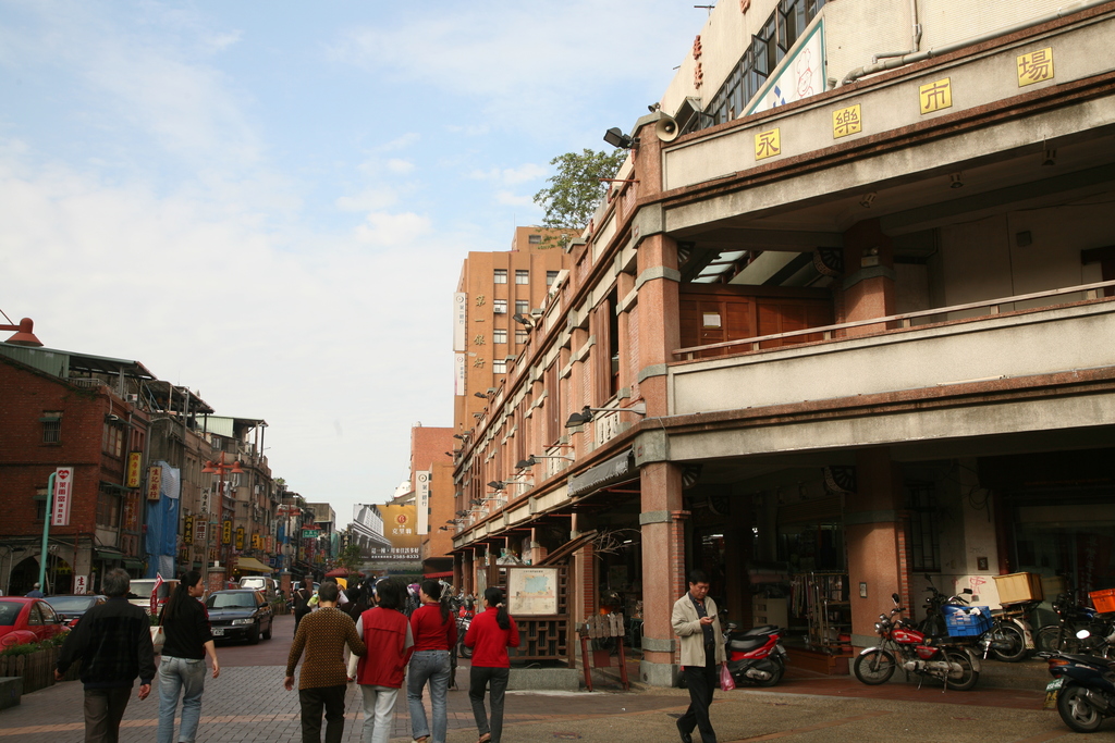 永樂布業商場有著多樣的布料樣式。 圖：取自台北旅遊網，王能佑／攝