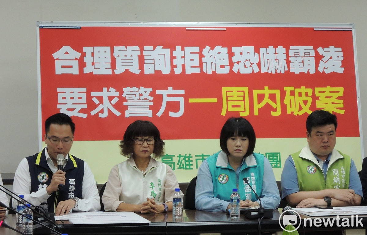 李喬如(左二)在市議會質詢時希望韓國瑜帶頭推動選舉制度改革。 圖 :  孫家銘／攝 (資料照片)