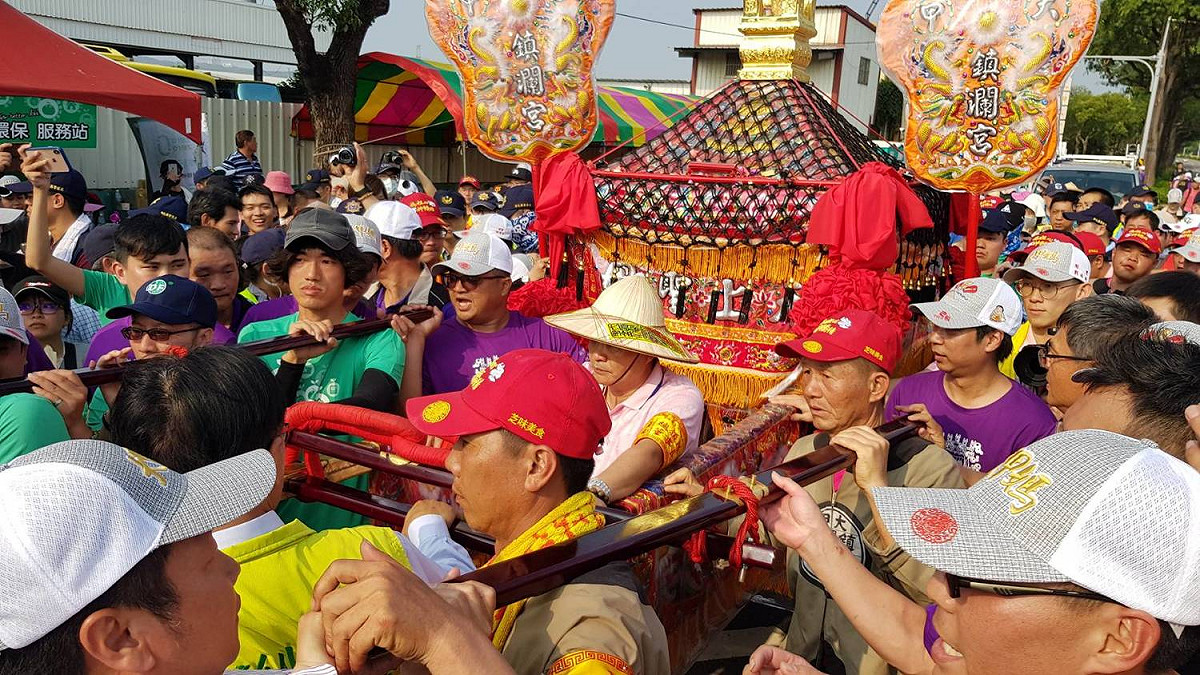 百年來第4次！兩大媽祖遶境「相隔30km」，相遇地點曝光。 圖／記者陳雅芳攝，2019.04.08