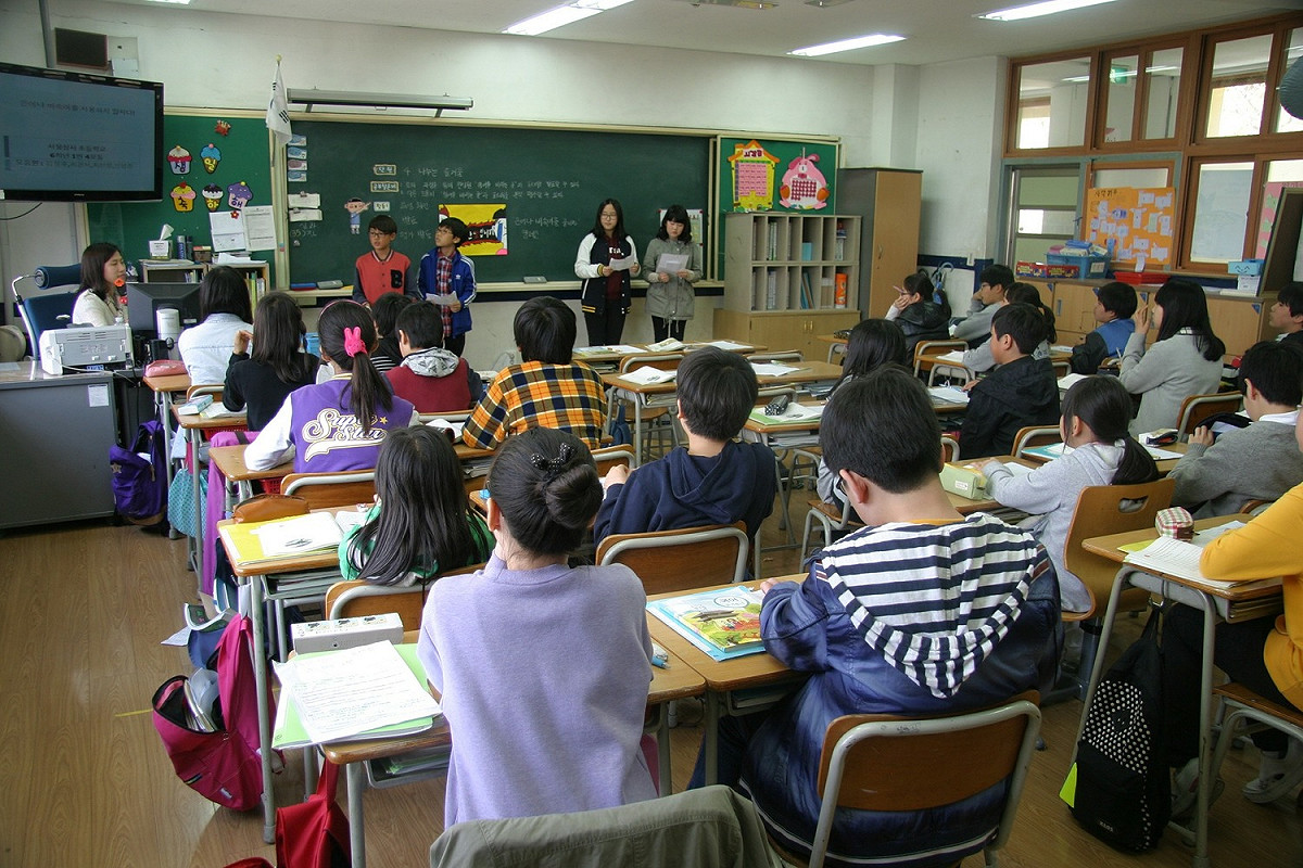 立法院教育委員會4月15日將審議行政院版教師法修法草案。 圖：取自pixabay