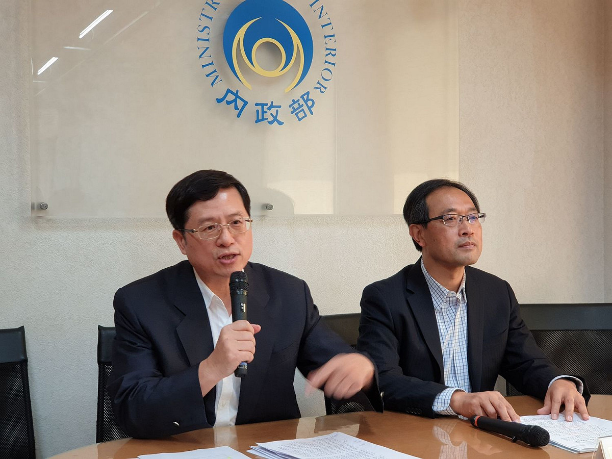 內政部今（17）天上午舉行例行記者會，移民署林貽俊副組長說明「新南向互動增  107年東南亞來台旅客創新高」。 圖：內政部提供