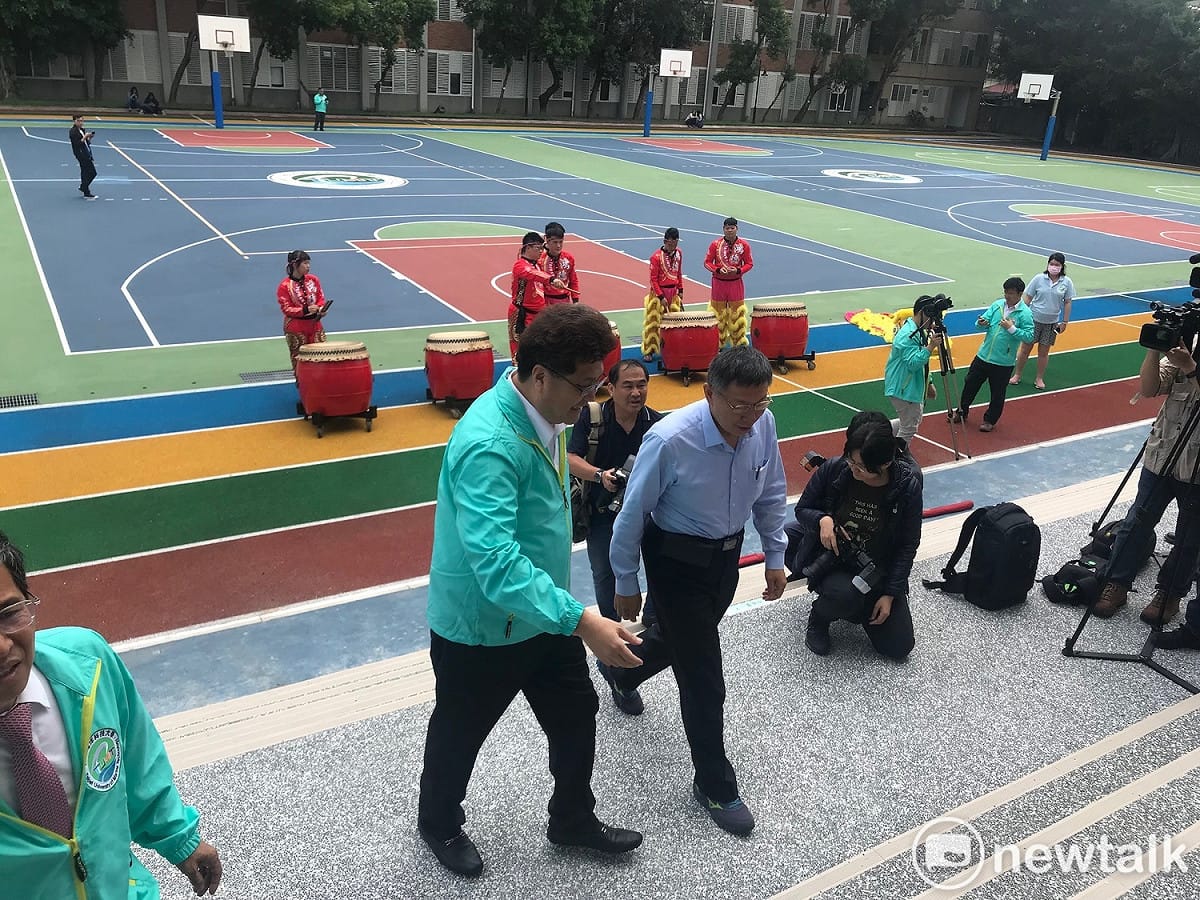民進黨台北市議員林世宗與台北市長柯文哲。 圖：周煊惠 ／攝
