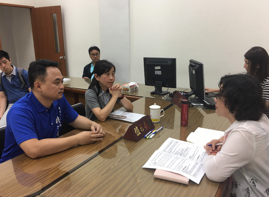 林奕華、林江釧前往監察院陳情。 圖：林江釧/提供