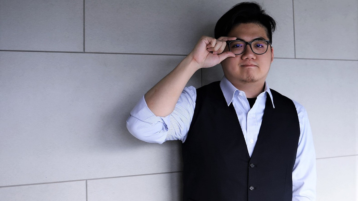 知名《英雄聯盟》主播湯米接受了《新頭殼》獨家訪問，談到對DG涉及場外博弈的看法。 圖：蔡幸秀/攝影