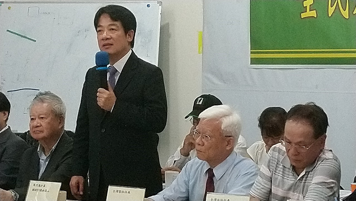 參與民進黨總統初選的前行政院長賴清德今（25）天出席本土社團舉辦的「全民反併吞、護主權」記者會。 圖：北社提供