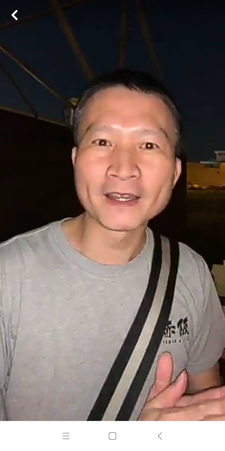 秦楊昨晚現身陳清茂直播籲韓粉一人打一百通電話。 圖：翻拍陳清茂臉書直播