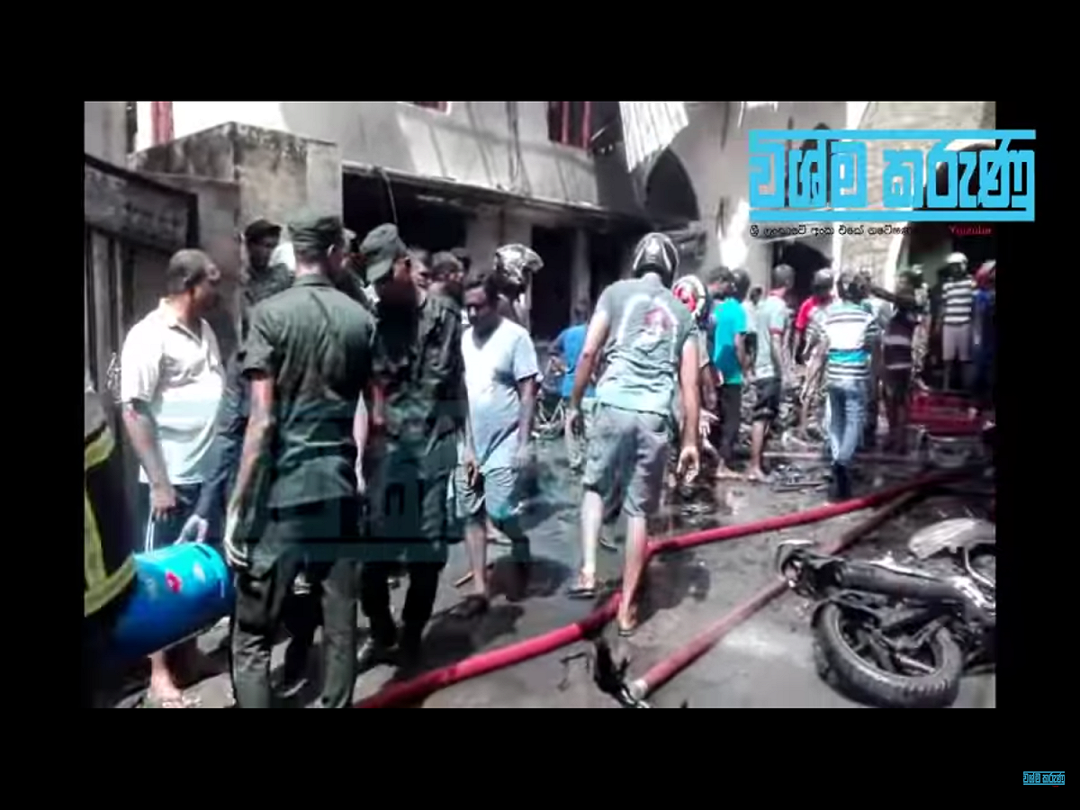 斯里蘭卡近日發生連環恐攻導致253人喪命時，一名40歲父親在遇襲的錫安教堂門口擋下一心要奪走數百條人命的炸彈客，使教堂內約600人逃過死劫，但他自己因爆炸而身亡。 圖：翻攝自Youtube