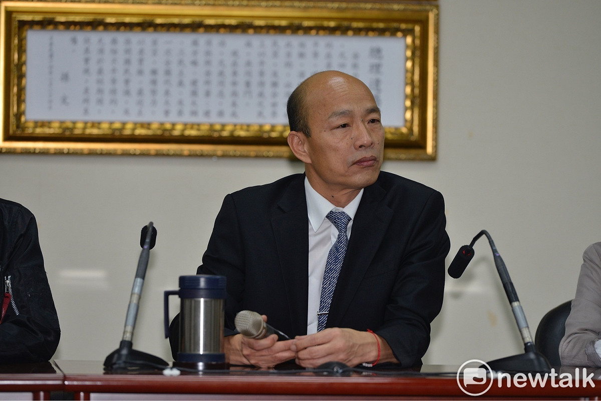 高雄市長韓國瑜今天北上與黨主席吳敦義閉門會議半小時，會後韓對外召開記者會說明會面內容。 圖：趙婉淳／攝 (資料照片)