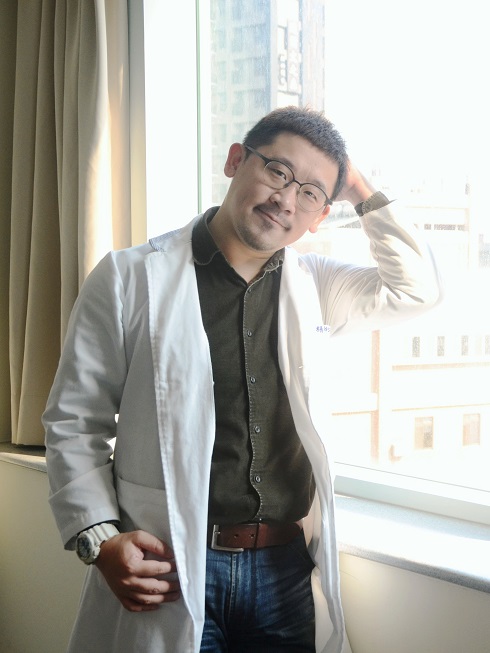 趙奕霽臨床心理師