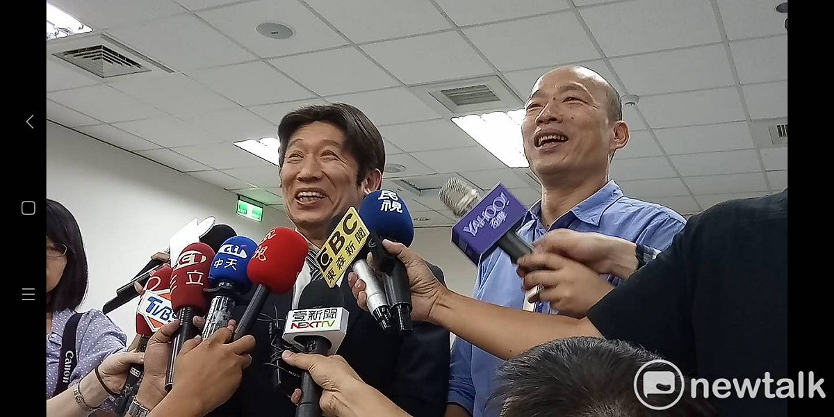 韓國瑜與郭子乾的另類「韓賴會」。 圖：孫家銘／攝