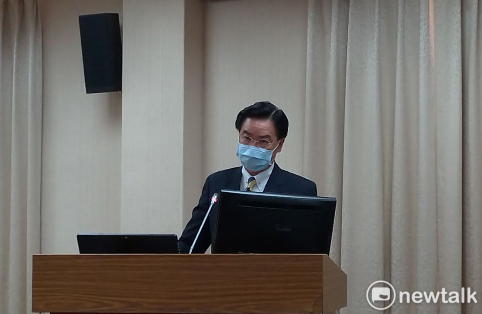 吳釗燮今天(6日)赴立院外交及國防委員會備詢。 圖:陳佩君/攝