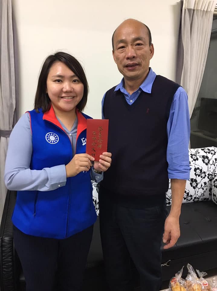 國民黨高雄市議員邱于軒昨（5）日在臉書提出四個觀點來分析韓市長的危機與轉機。 圖：翻攝自邱于軒臉書