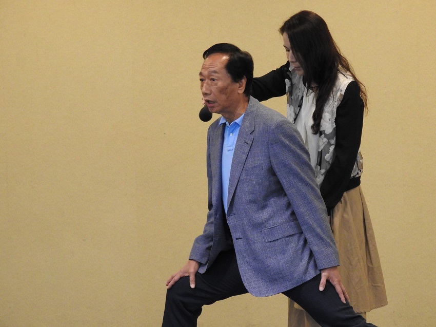 鴻海董事長郭台銘下午在張榮發基金會召開記者會。 圖：趙婉淳／攝