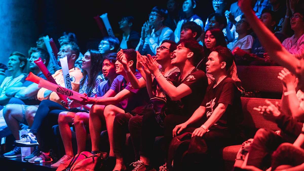 地主隊Phong Vu Buffalo（PVB）確定晉級時，全場觀眾歡呼聲不斷。 圖：翻攝自 LoL Esports Photo Flickr