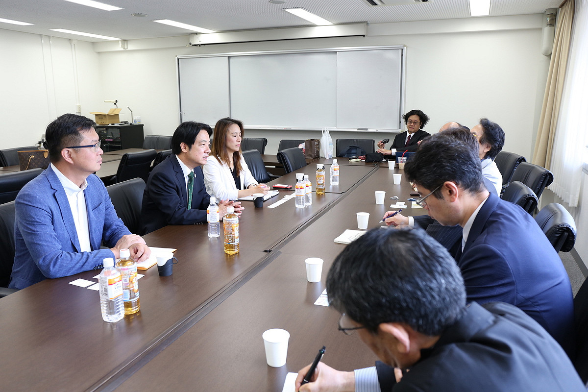 座談內容主要以台日關係、台日經貿、美中貿易大戰、亞太區域安全等問題進行意見交換，會談採不公開，以賴清德行動辦公室會後轉述。 圖：賴清德辦公室/提供