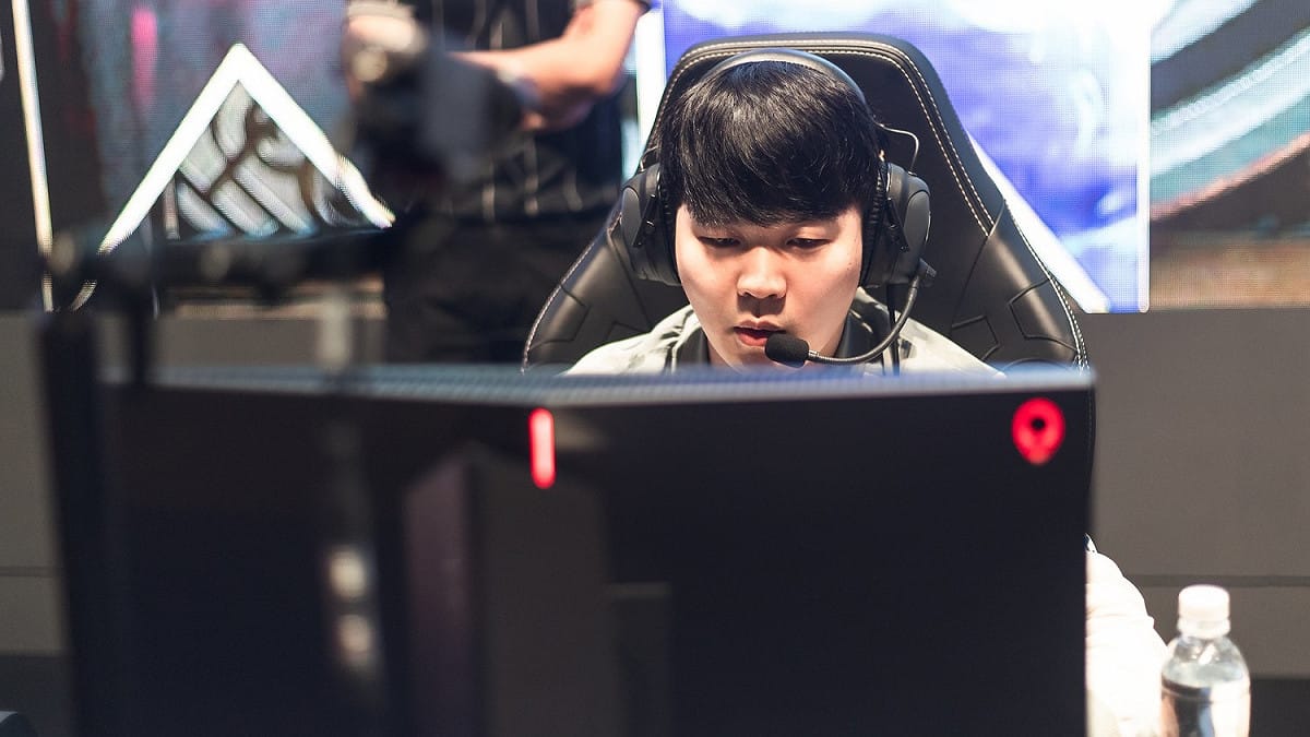 《英雄聯盟》季中賽經過上週的激戰後，iG以6勝0敗率先取得晉級四強資格 圖：翻攝自 LoL Esports Photo Flickr