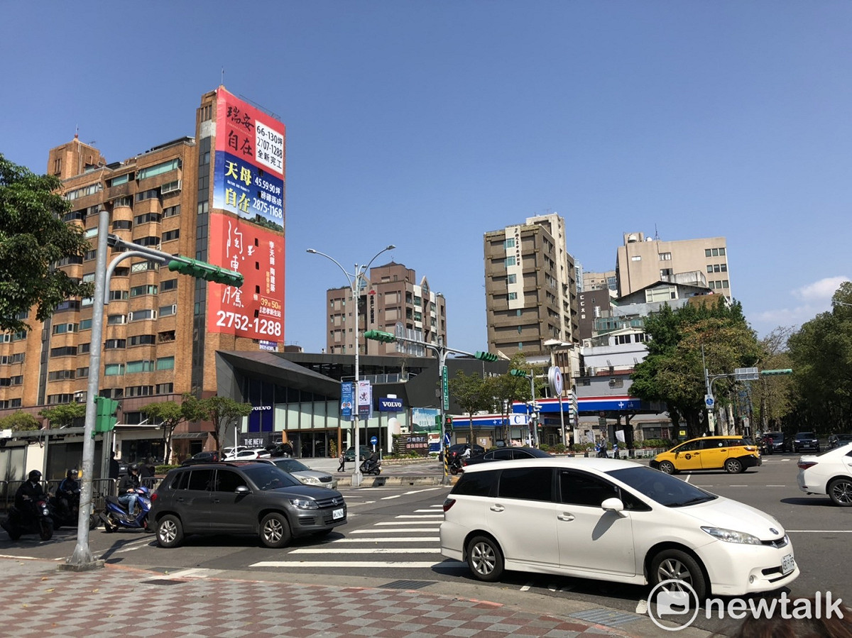 今明二日全台高溫可飆破30度。 圖：林芷湲／攝