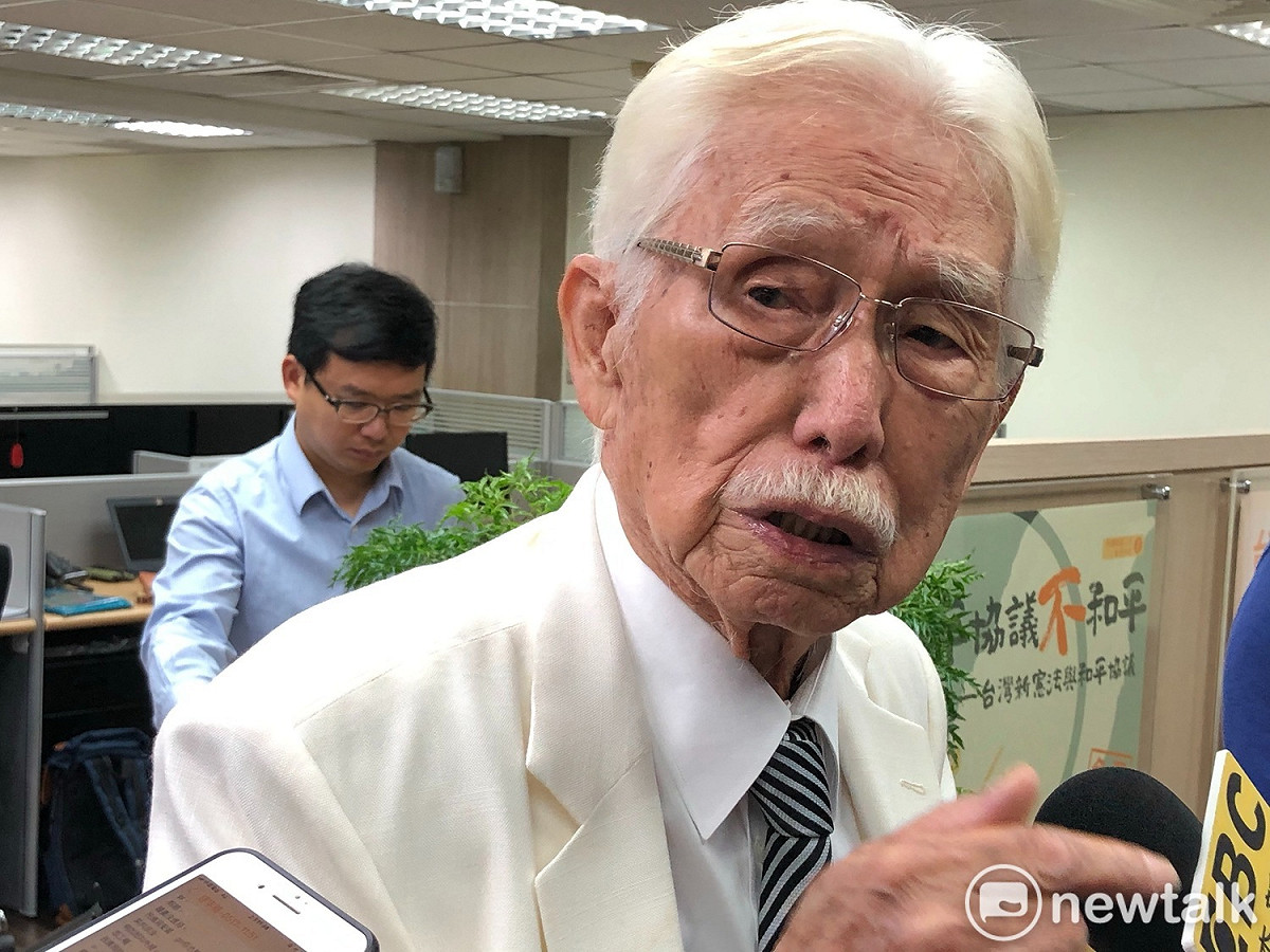獨派大老、台灣制憲基金會董事長辜寬敏今（17）天受訪時表示，他不是支持哪一個人，而是哪個人能夠當選、繼續維持本土政權，不管姓蔡、姓賴「我都支持。」 圖：謝莉慧/攝（資料照片）