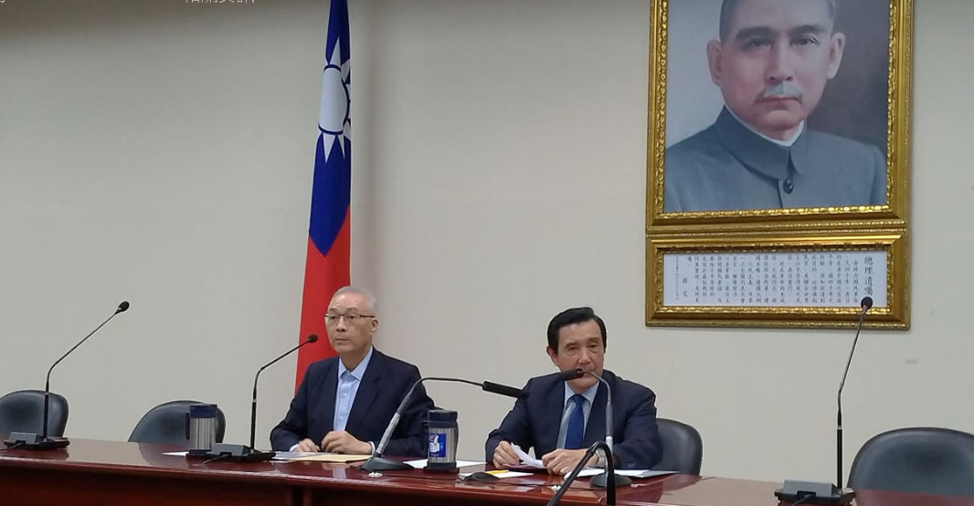 馬英九吳敦義聯袂召開記者。 圖：陳佩君/攝