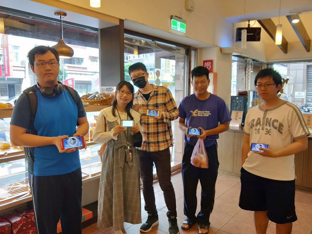 喜憨兒烘焙屋便湧進大批玩家人潮，足以顯見玩家也十分喜愛本次《FGO》繁中版與「喜憨兒烘培屋」的合作 圖：主辦單位/提供