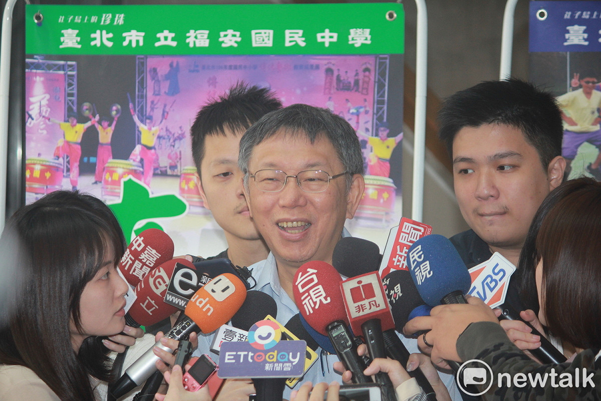 台北市長柯文哲今日被問到昨偷罵「柯黑」市議員王世堅「垃圾」一事，他稱那也不是罵，「看到什麼就說什麼」，沒什麼特別意思。 圖：新頭殼資料照（周煊惠 ／攝）