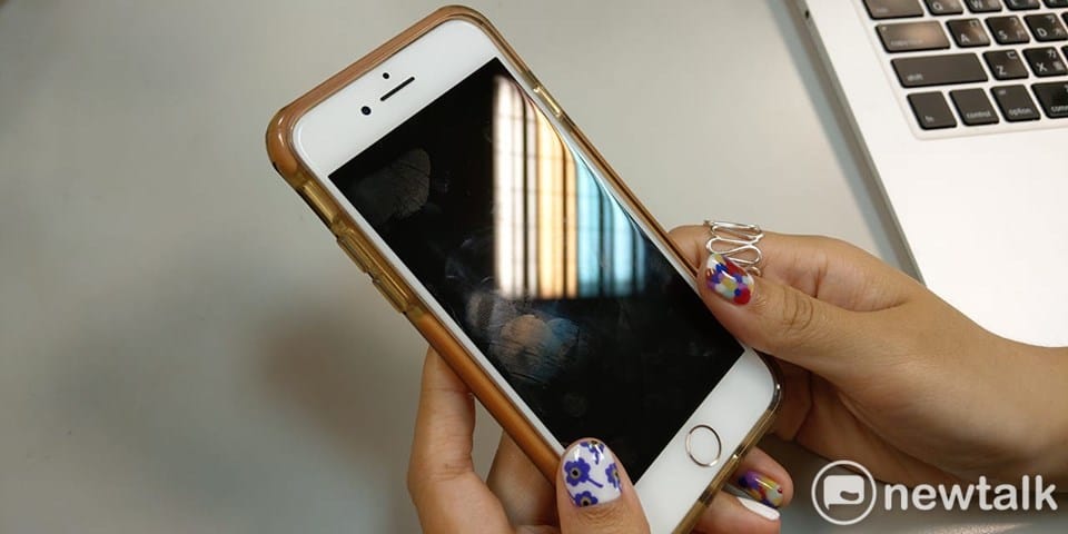 iPhone十項密技，讓你滑起手機更方便。 圖：葉立斌／攝