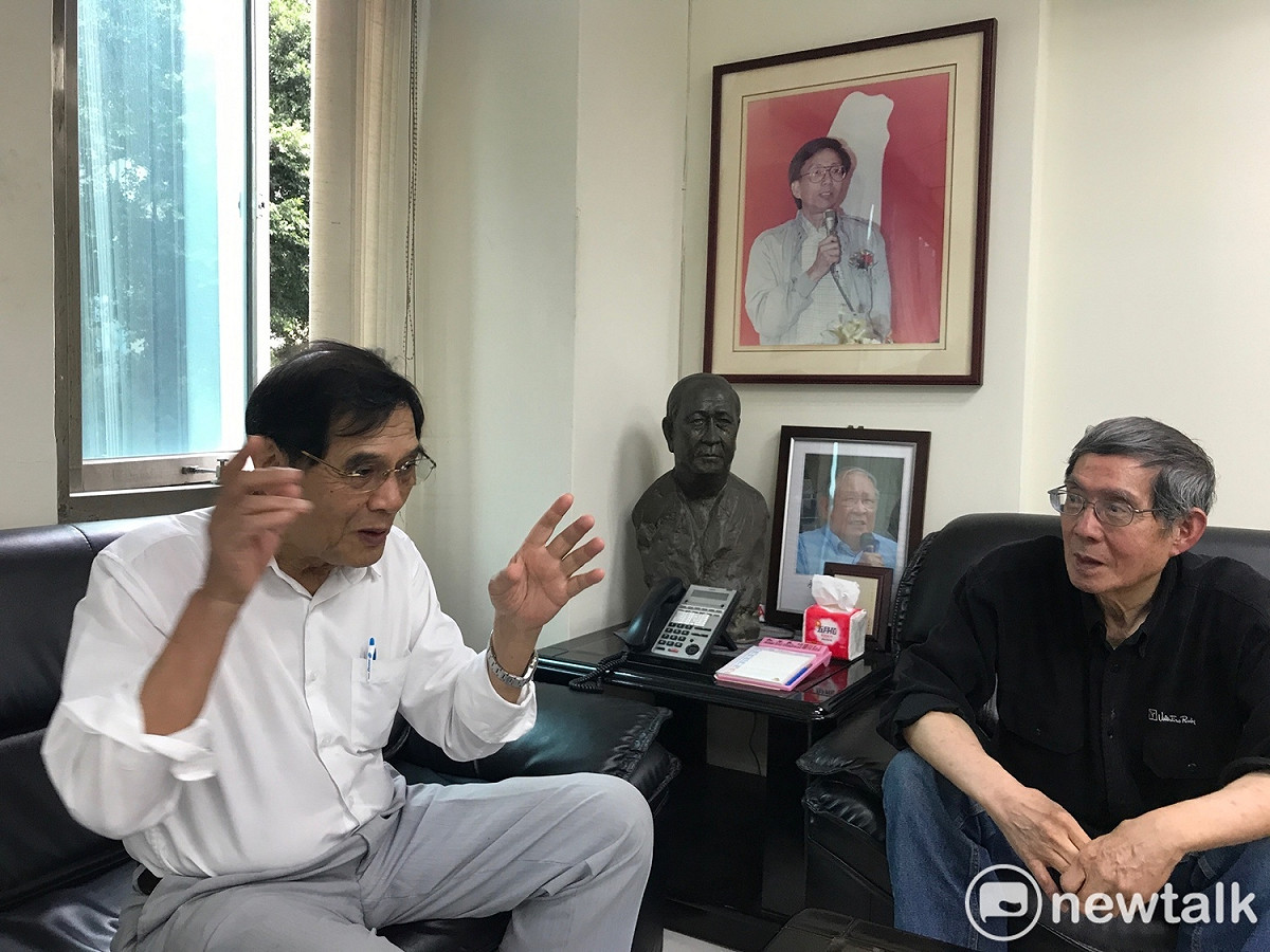 台獨聯盟主席陳南天（左）與民主亞洲基金會會長洪哲勝（右）。 圖/朱蒲青攝