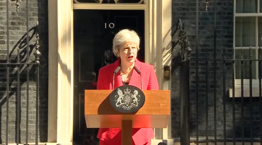 英國首相梅伊今(24)日宣布將於6月7日辭去職務。 圖：翻攝自 UK Prime Minister 臉書直播